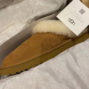 UGG |  Cluggette Fur Lined Slippers In Chestnut NEW In Box